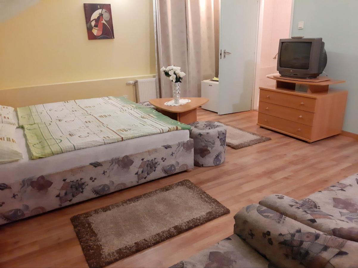 Panorama Szallas Miskolc Eksteriør bilde