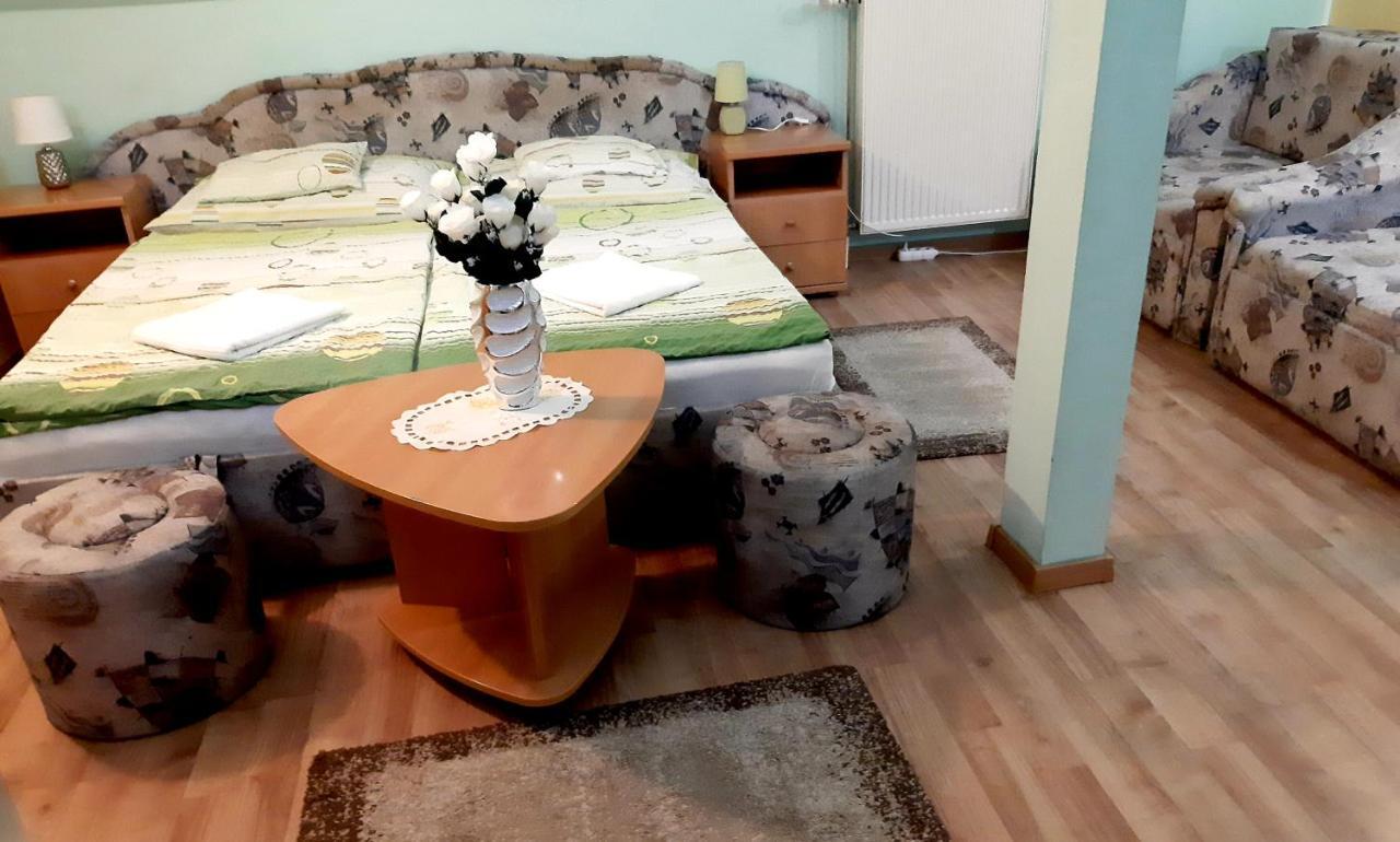 Panorama Szallas Miskolc Eksteriør bilde